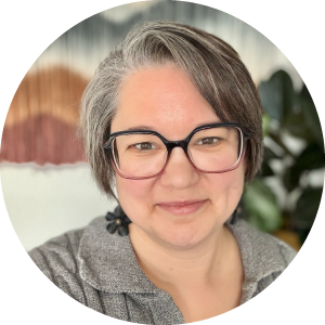 Jennifer Holmes  Headshot